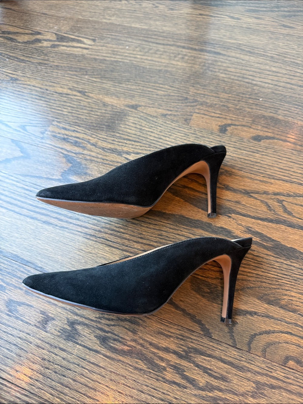 Vince Camuto Berodie Black Suede Pointed-Toe Slip-On Mules size 7 EUC - Picture 11 of 16